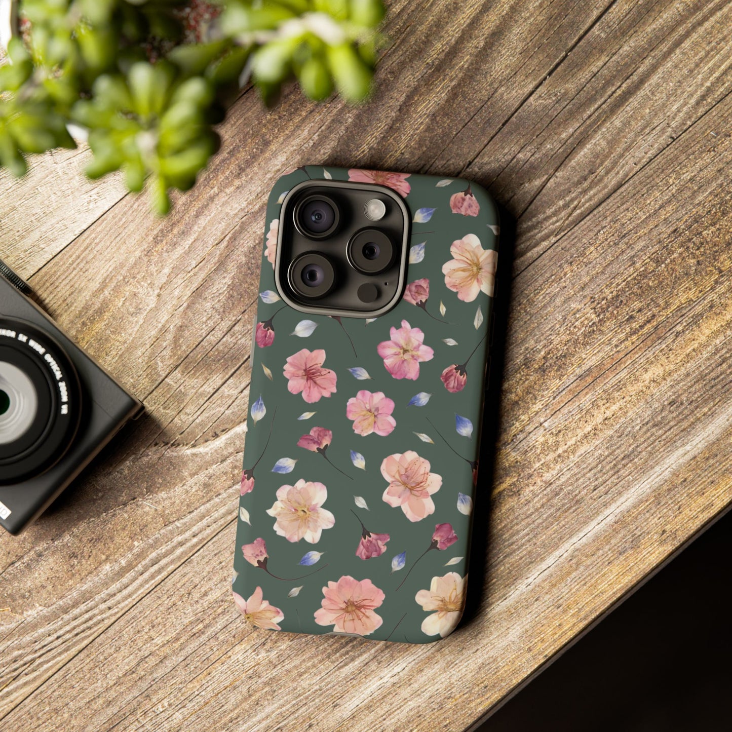 Coque Téléphone Samsung, iPhone & Google Pixel Renforcée Mate – Design Floral Fleurs de Cerisier sur Fond Verte Minéral | Protection Antichoc | Idée Cadeau Femme