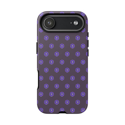 Coque Téléphone Samsung, iPhone & Google Pixel Renforcée Mate – Design Floral Epuré Fleurs de Primevère sur Fond Couleur Prune| Protection Antichoc | Idée Cadeau Femme