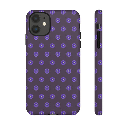 Coque Téléphone Samsung, iPhone & Google Pixel Renforcée Mate – Design Floral Epuré Fleurs de Primevère sur Fond Couleur Prune| Protection Antichoc | Idée Cadeau Femme