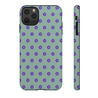 Coque Téléphone Samsung, iPhone & Google Pixel Renforcée Mate – Design Floral Epuré Fleurs de Primevère sur Fond Vert Eucalyptus | Protection Antichoc | Idée Cadeau Anniverssaire