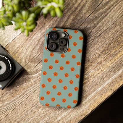 Coque Téléphone Samsung, iPhone & Google Pixel Renforcée Mate – Design Floral Epuré Fleurs de Cosmos Orange sur Fond Vert Eucalyptus | Protection Antichoc | Idée Cadeau Femme