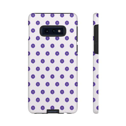Coque Téléphone Samsung, iPhone & Google Pixel Renforcée Mate – Design Botanique Epuré Fleurs de Primevère sur Fond Blanc Perlé | Protection Antichoc | Idée Cadeau Femme