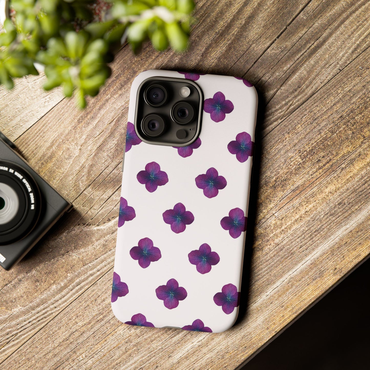 Coque Téléphone Samsung, iPhone & Google Pixel Renforcée Mate – Design Floral Epuré Fleurs de Hortensia sur Fond Blanc Perlé | Protection Antichoc | Idée Cadeau Anniversaire