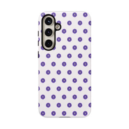 Coque Téléphone Samsung, iPhone & Google Pixel Renforcée Mate – Design Botanique Epuré Fleurs de Primevère sur Fond Blanc Perlé | Protection Antichoc | Idée Cadeau Femme