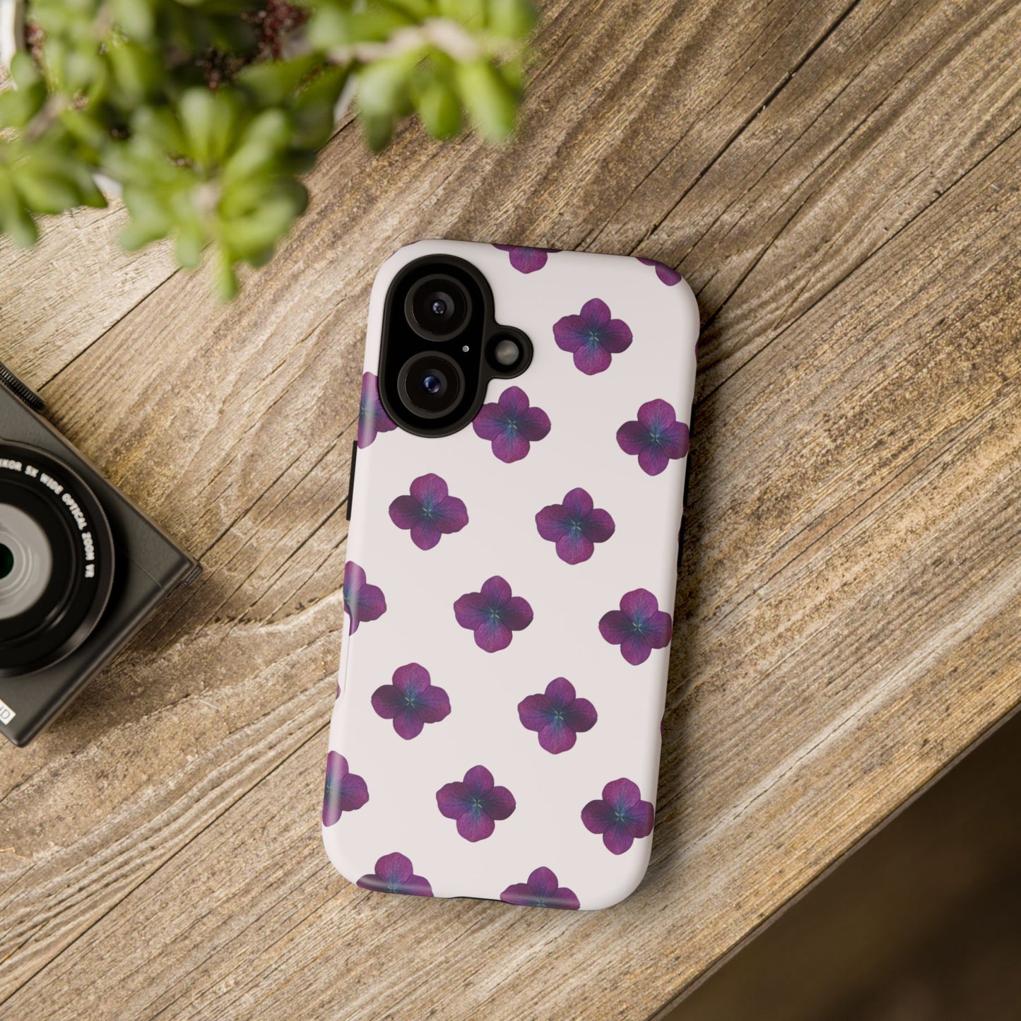 Coque Téléphone Samsung, iPhone & Google Pixel Renforcée Mate – Design Floral Epuré Fleurs de Hortensia sur Fond Blanc Perlé | Protection Antichoc | Idée Cadeau Anniversaire