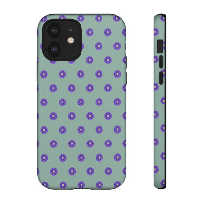 Coque Téléphone Samsung, iPhone & Google Pixel Renforcée Mate – Design Floral Epuré Fleurs de Primevère sur Fond Vert Eucalyptus | Protection Antichoc | Idée Cadeau Anniverssaire