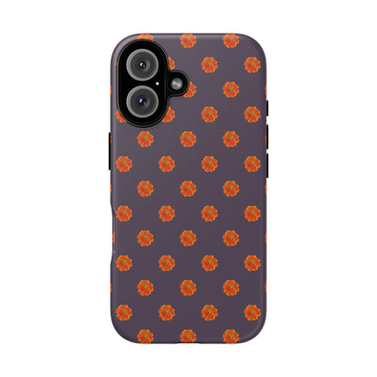 Coque Téléphone Samsung, iPhone & Google Pixel Renforcée Mate – Design Floral Epuré Fleurs de Cosmos Orange sur Fond Couleur Prune | Protection Antichoc | Idée Cadeau Femme