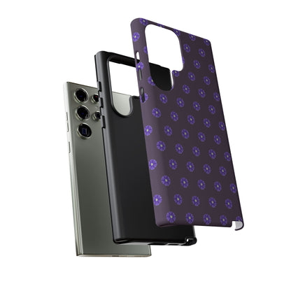Coque Téléphone Samsung, iPhone & Google Pixel Renforcée Mate – Design Floral Epuré Fleurs de Primevère sur Fond Couleur Prune| Protection Antichoc | Idée Cadeau Femme