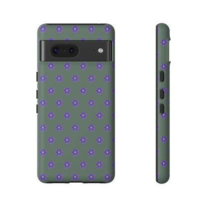 Coque Téléphone Samsung, iPhone & Google Pixel Renforcée Mate – Design Floral Epuré Fleurs de Primevère sur Fond Vert Minéral | Protection Antichoc | Idée Cadeau Femme