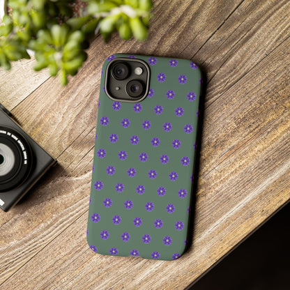 Coque Téléphone Samsung, iPhone & Google Pixel Renforcée Mate – Design Floral Epuré Fleurs de Primevère sur Fond Vert Minéral | Protection Antichoc | Idée Cadeau Femme