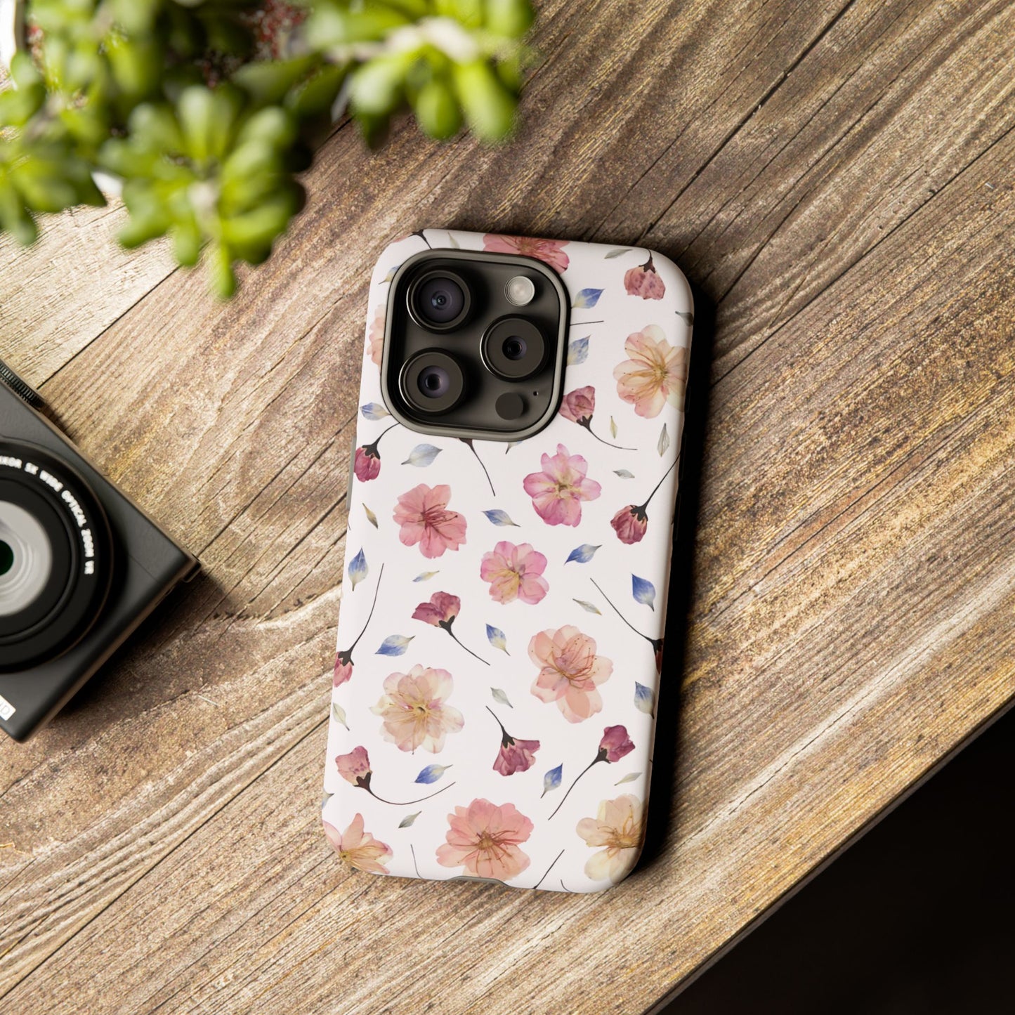 Coque Téléphone Samsung, iPhone & Google Pixel Renforcée Mate – Design Floral Fleurs de Cerisier sur Fond Blanc Poudré | Protection Antichoc | Idée Cadeau Femme