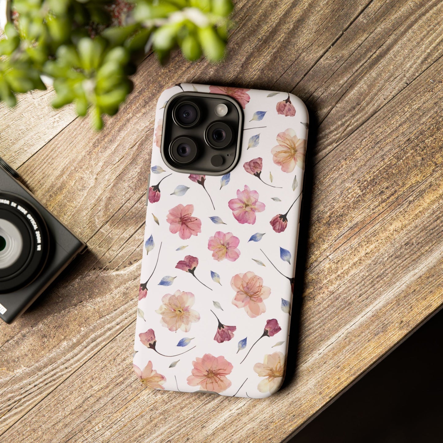 Coque Téléphone Samsung, iPhone & Google Pixel Renforcée Mate – Design Floral Fleurs de Cerisier sur Fond Blanc Poudré | Protection Antichoc | Idée Cadeau Femme