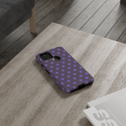 Coque Téléphone Samsung, iPhone & Google Pixel Renforcée Mate – Design Floral Epuré Fleurs de Primevère sur Fond Couleur Prune| Protection Antichoc | Idée Cadeau Femme