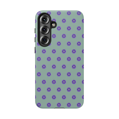 Coque Téléphone Samsung, iPhone & Google Pixel Renforcée Mate – Design Floral Epuré Fleurs de Primevère sur Fond Vert Eucalyptus | Protection Antichoc | Idée Cadeau Anniverssaire