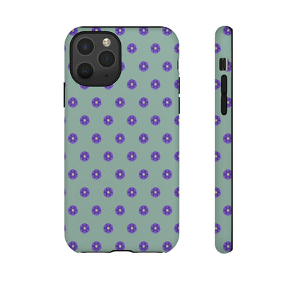 Coque Téléphone Samsung, iPhone & Google Pixel Renforcée Mate – Design Floral Epuré Fleurs de Primevère sur Fond Vert Eucalyptus | Protection Antichoc | Idée Cadeau Anniverssaire