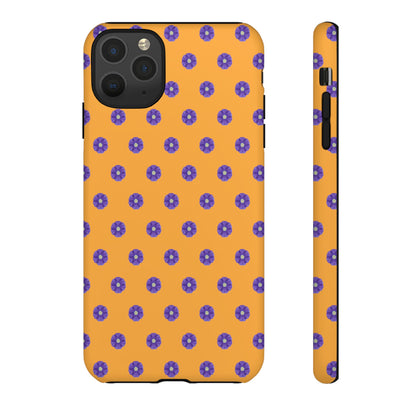 Coque Téléphone Samsung, iPhone & Google Pixel Renforcée Mate – Design Botanique Epuré Fleurs de Primevère sur Fond Ambre | Protection Antichoc | Idée Cadeau Femme