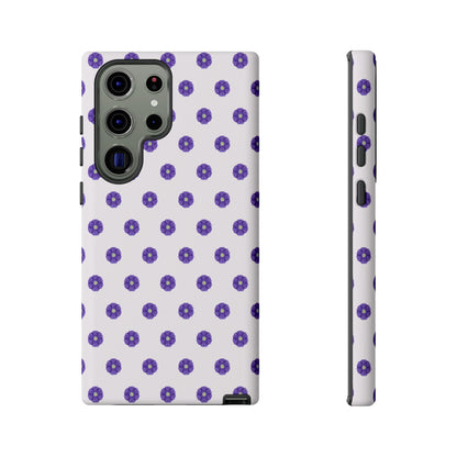 Coque Téléphone Samsung, iPhone & Google Pixel Renforcée Mate – Design Botanique Epuré Fleurs de Primevère sur Fond Blanc Perlé | Protection Antichoc | Idée Cadeau Femme